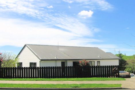 Photo of property in 21 Snowden Street, Ohauiti, Tauranga, 3112