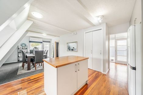 Photo of property in 23 Mangaroa Hill Road, Maoribank, Upper Hutt, 5018