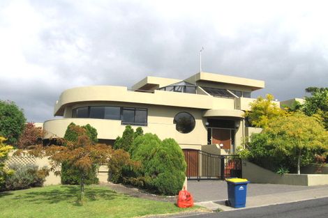 Photo of property in 2/4 Rahopara Street, Castor Bay, Auckland, 0620