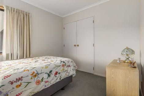 Photo of property in 22 Lorna Irene Drive, Raumati South, Paraparaumu, 5032