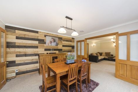 Photo of property in 116 Pacific Drive, Fitzherbert, Palmerston North, 4410