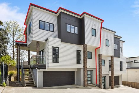 Photo of property in 4225a Great North Road, Glendene, Auckland, 0602