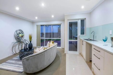 Photo of property in 72 Bur Oak Terrace, Schnapper Rock, Auckland, 0632