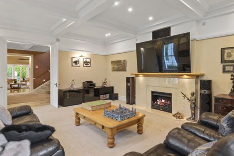 Photo of property in 38 Waiwetu Street, Fendalton, Christchurch, 8052