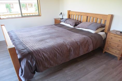 Photo of property in 33 Rosemount Road, Matakana, Warkworth, 0985