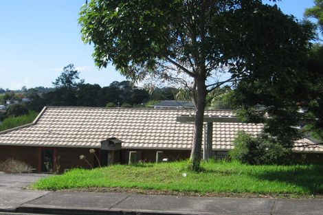 Photo of property in 205 Glengarry Road, Glen Eden, Auckland, 0602