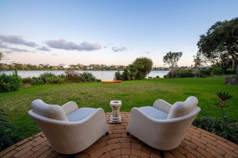 Photo of property in 35 Sylvan Park Avenue, Milford, Auckland, 0620