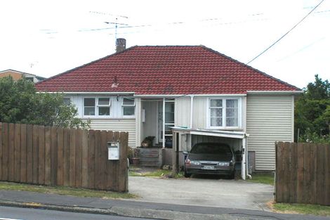 Photo of property in 81 Onewa Road, Northcote, Auckland, 0627