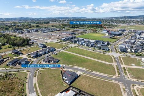 Photo of property in 14 Emerald Avenue, Rosehill, Papakura, 2113