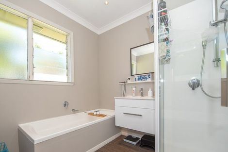 Photo of property in 37 Seddon Street, Wallaceville, Upper Hutt, 5018