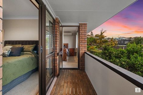 Photo of property in 1 Ruamoana Place, Omokoroa, 3114