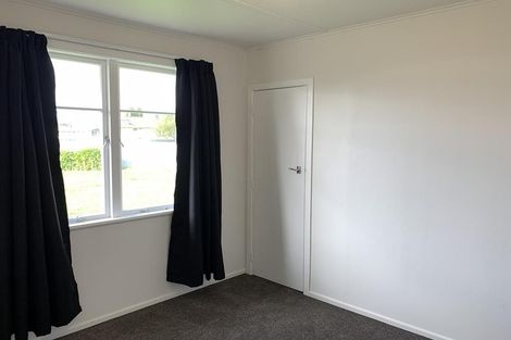 Photo of property in 402 Huia Place, Camberley, Hastings, 4120