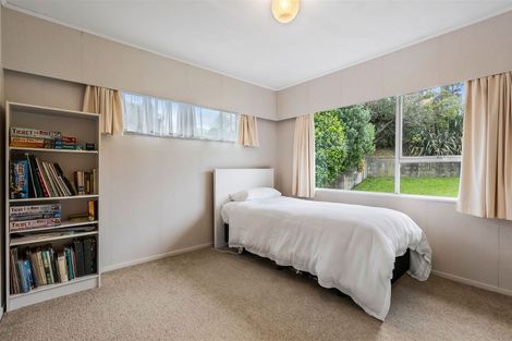 Photo of property in 20 Chivalry Road, Glenfield, Auckland, 0629