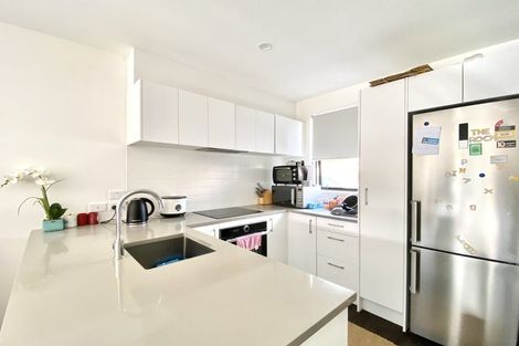 Photo of property in 18 Tuhono Street, Manukau, Auckland, 2104