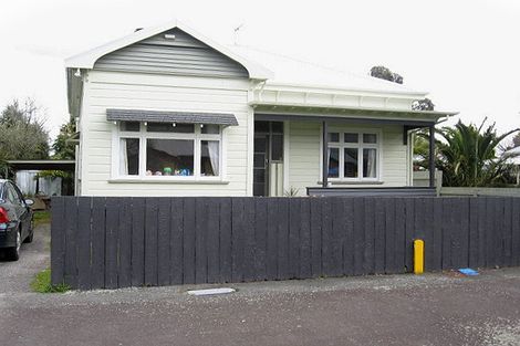 Photo of property in 22 Ngaio Street, West End, Palmerston North, 4412