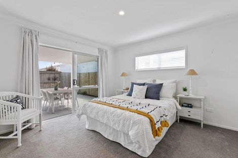 Photo of property in 10 Awatira Drive, Papamoa Beach, Papamoa, 3118