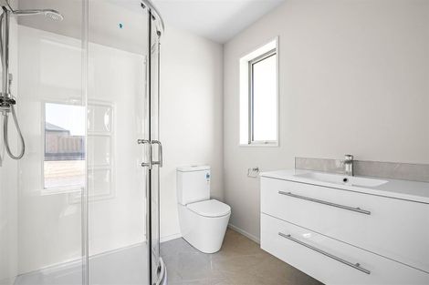 Photo of property in 34 Plover Avenue, Amberley, 7410