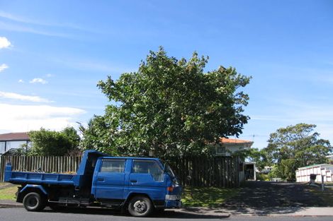 Photo of property in 50 Sycamore Drive, Sunnynook, Auckland, 0620