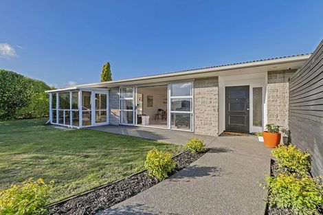 Photo of property in 20 Eastling Street, Bishopdale, Christchurch, 8053