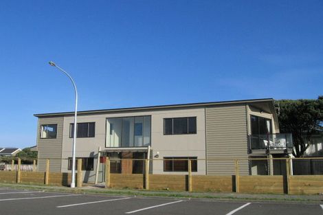 Photo of property in 1 Toms Road, Titahi Bay, Porirua, 5022