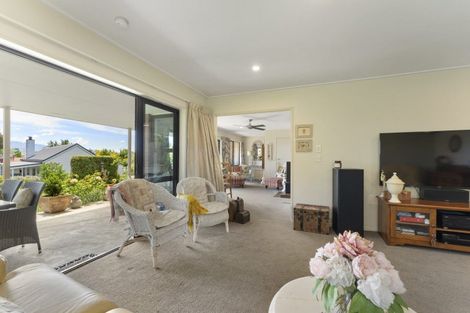Photo of property in 8a Lanes Road, Bridge Hill, Alexandra, 9320