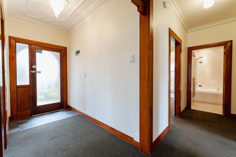 Photo of property in 2 Wakatipu Street, Ravensbourne, Dunedin, 9022