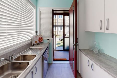 Photo of property in Bealey Courts, 1/271 Bealey Avenue, Christchurch Central, Christchurch, 8013