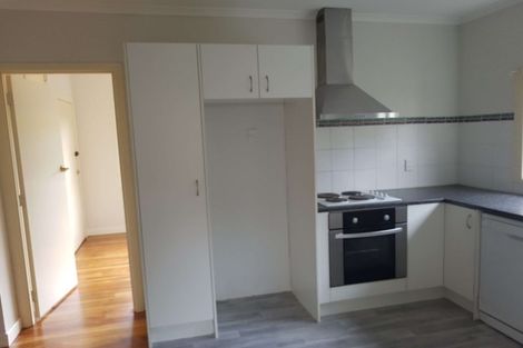 Photo of property in 37 Pakuranga Road, Pakuranga, Auckland, 2010