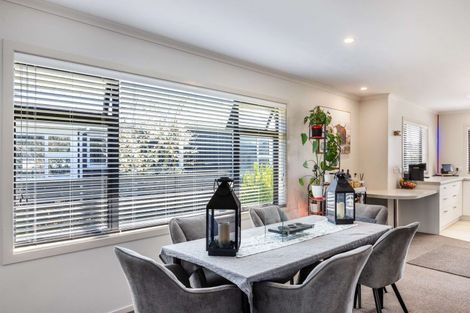 Photo of property in 35 Noumea Drive, Rangatira Park, Taupo, 3330