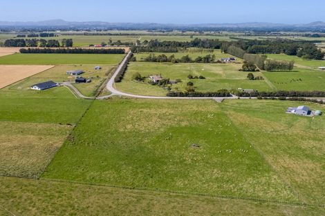 Photo of property in 445 Perrys Road, East Taratahi, Carterton, 5887