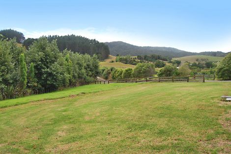 Photo of property in 19a Pakeho Road, Kaiwaka, 0573