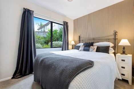 Photo of property in 35a Picasso Drive, West Harbour, Auckland, 0618