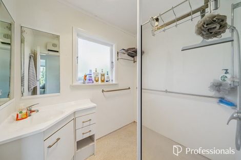 Photo of property in 9 Peel Place, Wainuiomata, Lower Hutt, 5014