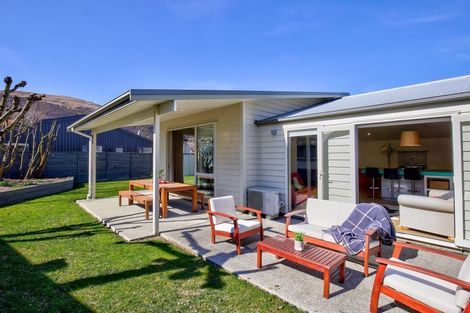 Photo of property in 17 Thomson Street, Arrowtown, 9302