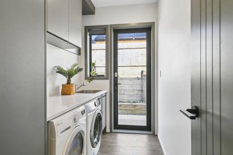 Photo of property in 17 Prestbury Grove, Churton Park, Wellington, 6037