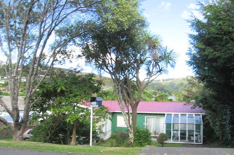 Photo of property in 11a Thurleigh Grove, Karori, Wellington, 6012