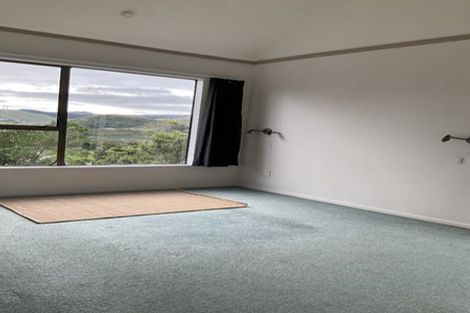 Photo of property in 14 Curacao Place, Grenada Village, Wellington, 6037