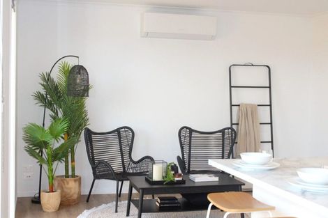 Photo of property in 15 Te Taniwha Road, One Tree Point, 0118