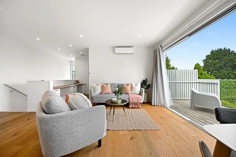 Photo of property in 4/24 Pickering Crescent, Chedworth, Hamilton, 3210