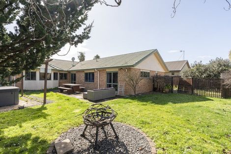 Photo of property in 49 Cairns Crescent, Rototuna, Hamilton, 3210