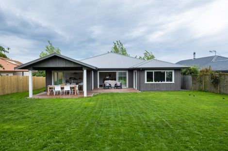 Photo of property in 24 Woodlands Drive, Havelock North, 4130