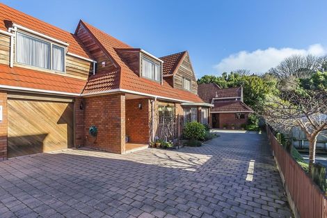 Photo of property in 14b Agra Crescent, Khandallah, Wellington, 6035