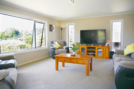 Photo of property in 8 Kavanagh Place, Opaheke, Papakura, 2113