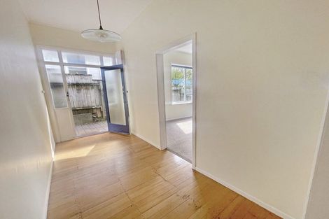 Photo of property in 9 Havelock Street, Mornington, Dunedin, 9011