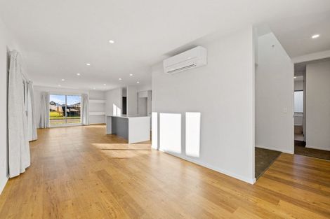 Photo of property in 18 Mckerrow Street, Marshland, Christchurch, 8083