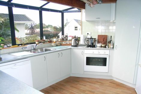 Photo of property in 90a The Circle, Manly, Whangaparaoa, 0930