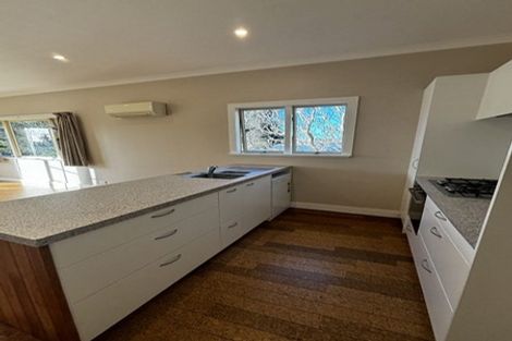 Photo of property in 32 Bonithon Avenue, Moturoa, New Plymouth, 4310