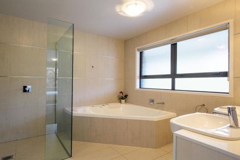 Photo of property in 660 Peninsula Road, Kelvin Heights, Queenstown, 9300