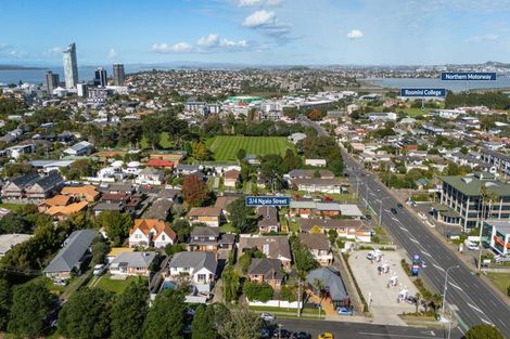 Photo of property in 3/4 Ngaio Street, Takapuna, Auckland, 0622