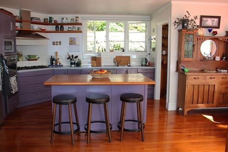 Photo of property in 122 Beach Road, Onerahi, Whangarei, 0110